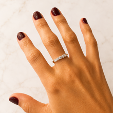 Cargar imagen en el visor de la galería, Anillo Cintillo Plata Circón Blanco