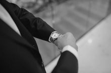 Cargar imagen en el visor de la galería, Argollas de matrimonio - Oro Dorado