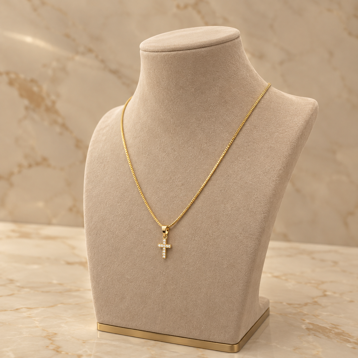 Collar Cruz Doré