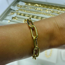 Cargar imagen en el visor de la galería, Eslabón Grand Gold
