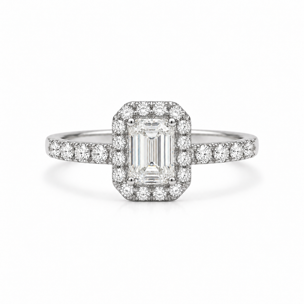Anillo Halo Diamante Corte Esmeralda
