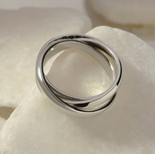 Cargar imagen en el visor de la galería, Argollas de Matrimonio - Oro Blanco
