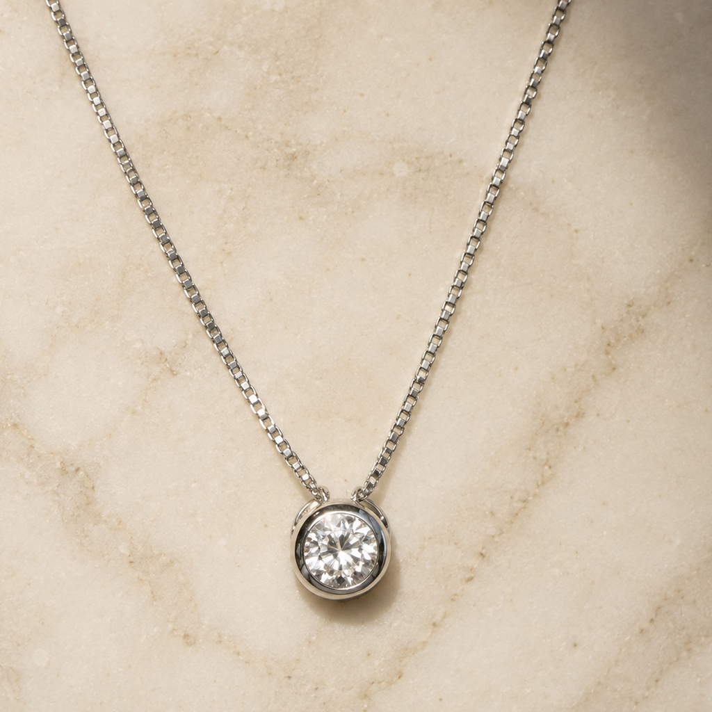 Collar Silver Punto Luz Topo