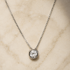 Collar Silver Punto Luz Topo