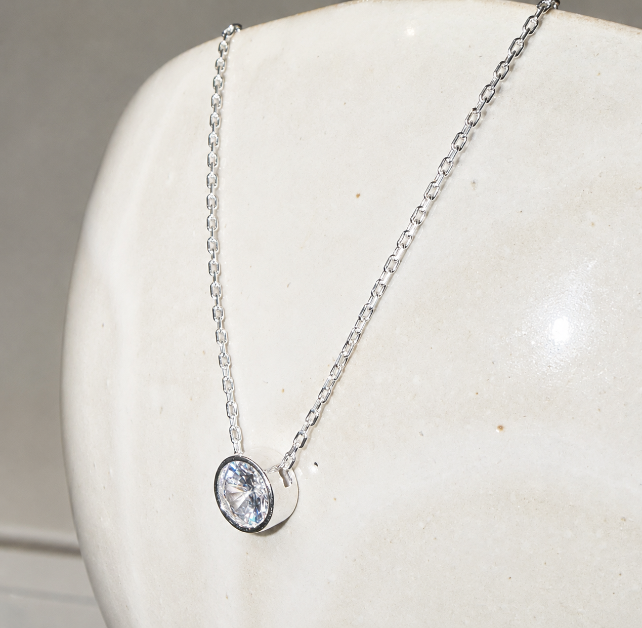 Collar Punto Luz