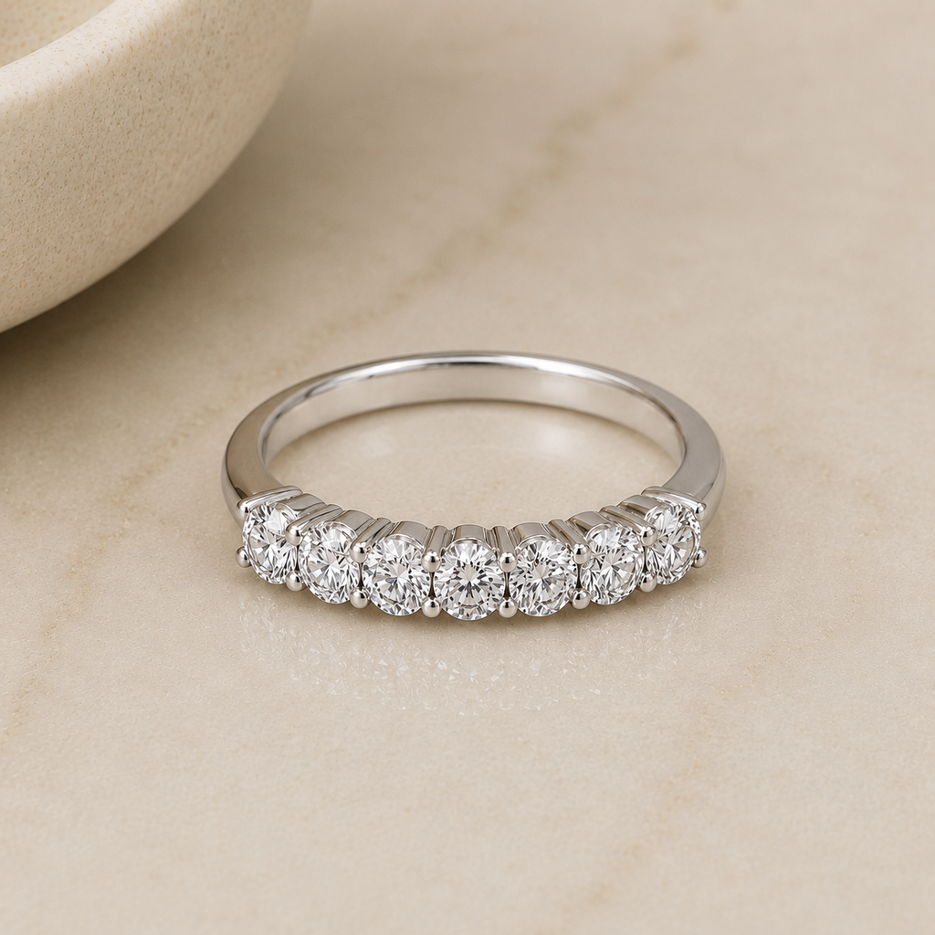 Anillo Cintillo Diamond