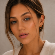 Cargar imagen en el visor de la galería, Aros Earcuff Gold
