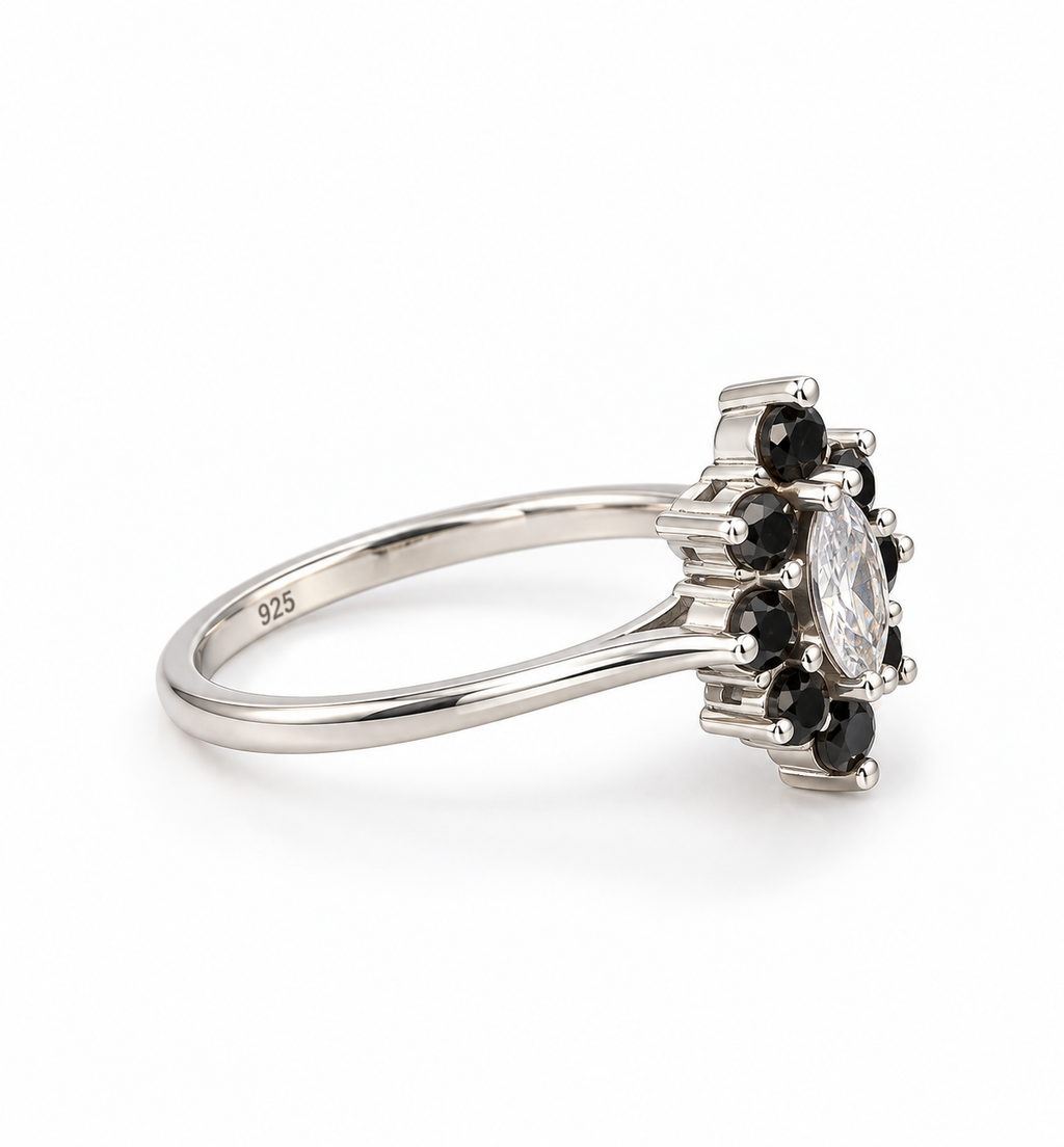 Anillo Black Flower