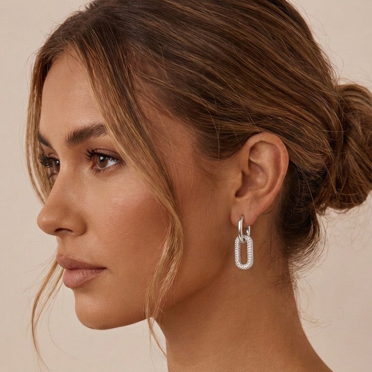 Aros Cadena Signature