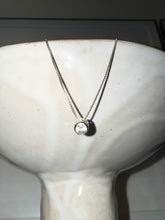 Cargar imagen en el visor de la galería, Collar Silver Punto Luz Topo
