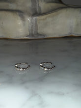 Cargar imagen en el visor de la galería, Aros Earcuff Silver Circón
