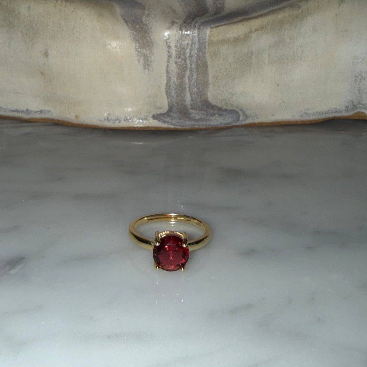 Anillo Silver Gold Plated Rubi Ajustable
