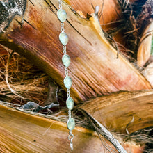 Cargar imagen en el visor de la galería, Pulsera Cuarzo Verde Agua
