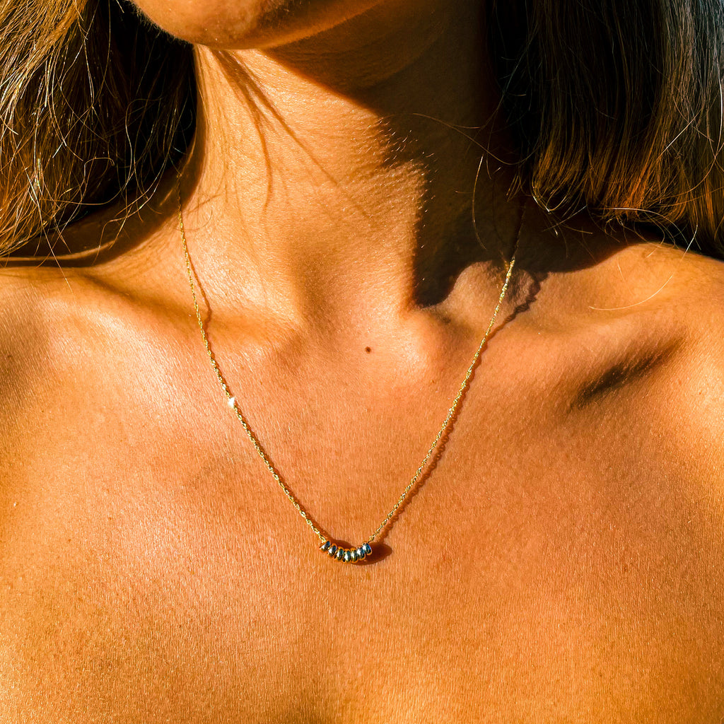 Collar Punto Gold